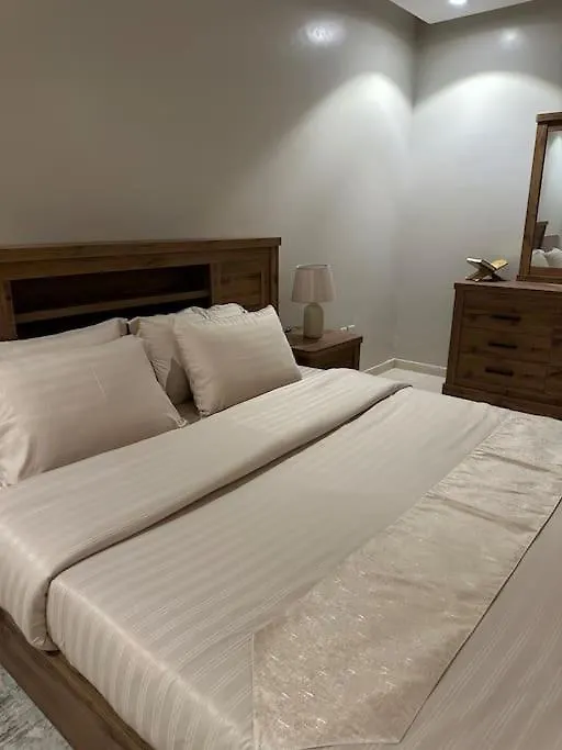 דירות אל-מדינה وحدة سكنية فاخرة 2 Luxury Residential Unit 0*,  ערב הסעודית